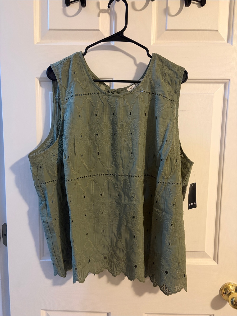 torrid Festi Embroidered Open Back Tank NWT